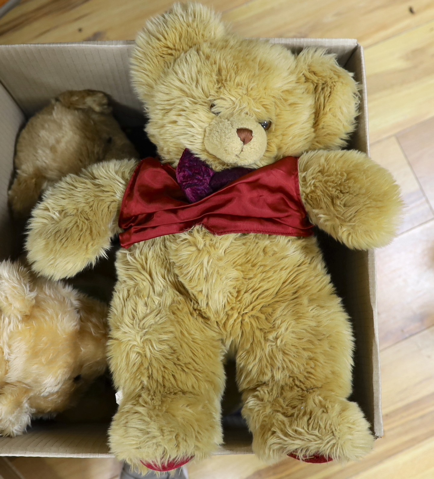 Five Harrods bears, some dressed, excellent condition